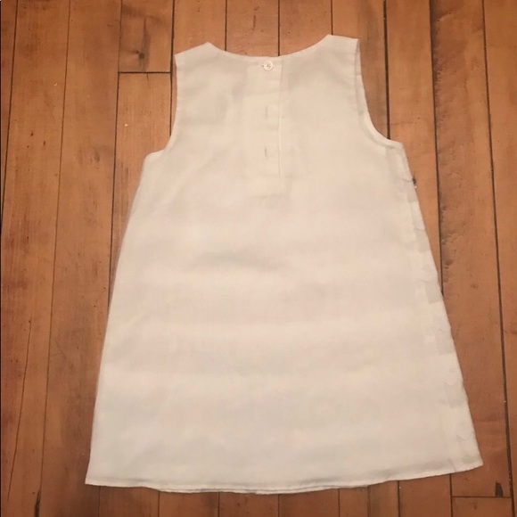 ⚡️SOLD⚡️ White scalloped design dress. - Picture 2 of 3